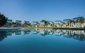 Seaborne Beach Resort